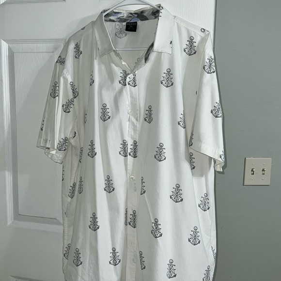 Man button down shirt - Picture 3 of 4